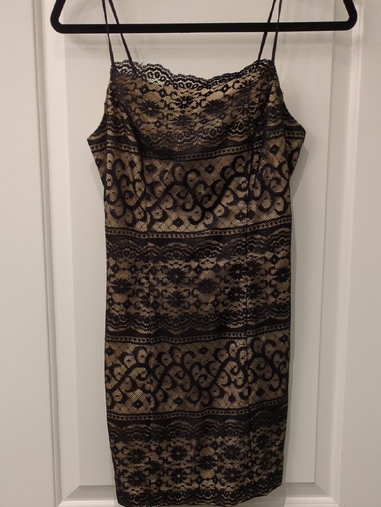 XOXO Dresses & Skirts - XOXO Black Lace Dress with Gold Lining